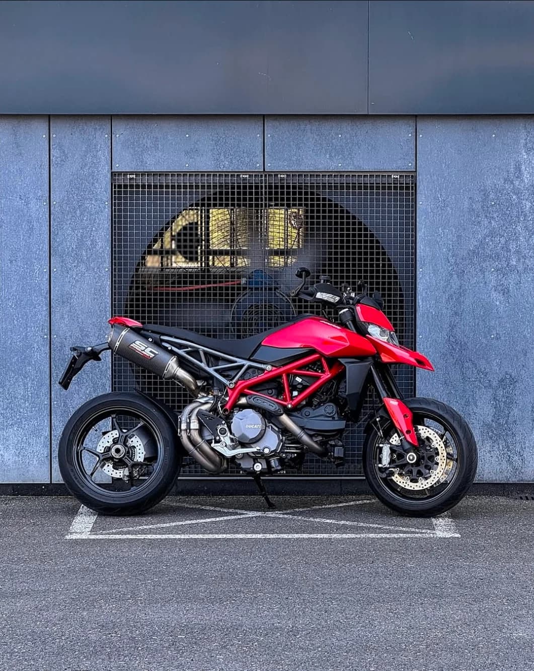 My wife’s Ducati Hypermotard 950