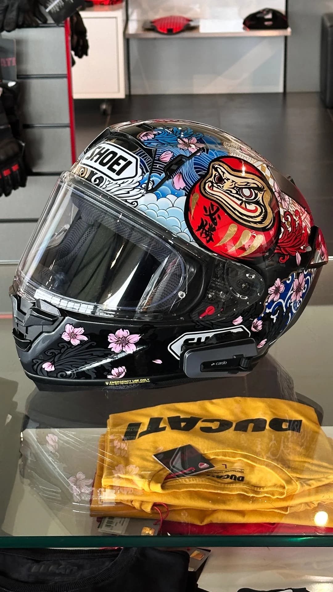 Shoei & Cardo